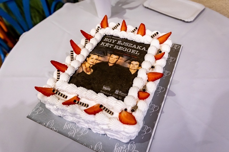 Köszönjük a finom tortát az Édes Pöttynek!