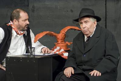 Balfék! Jobbra át!